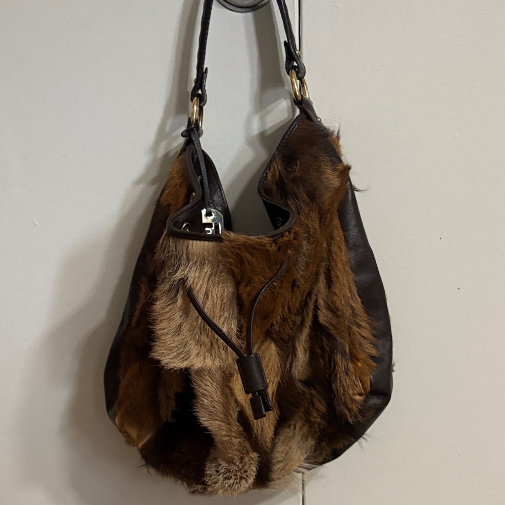 FENDI vintage calf hair hobo drawstring bag - Picture 6 of 17